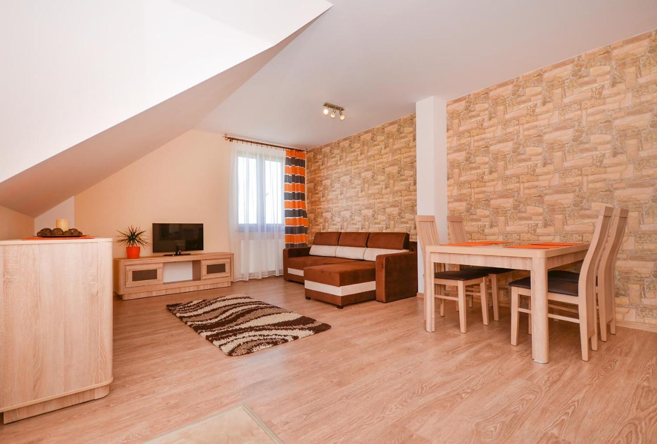 Apartamenty Teczowe Ujście-Darłowskie Exterior photo