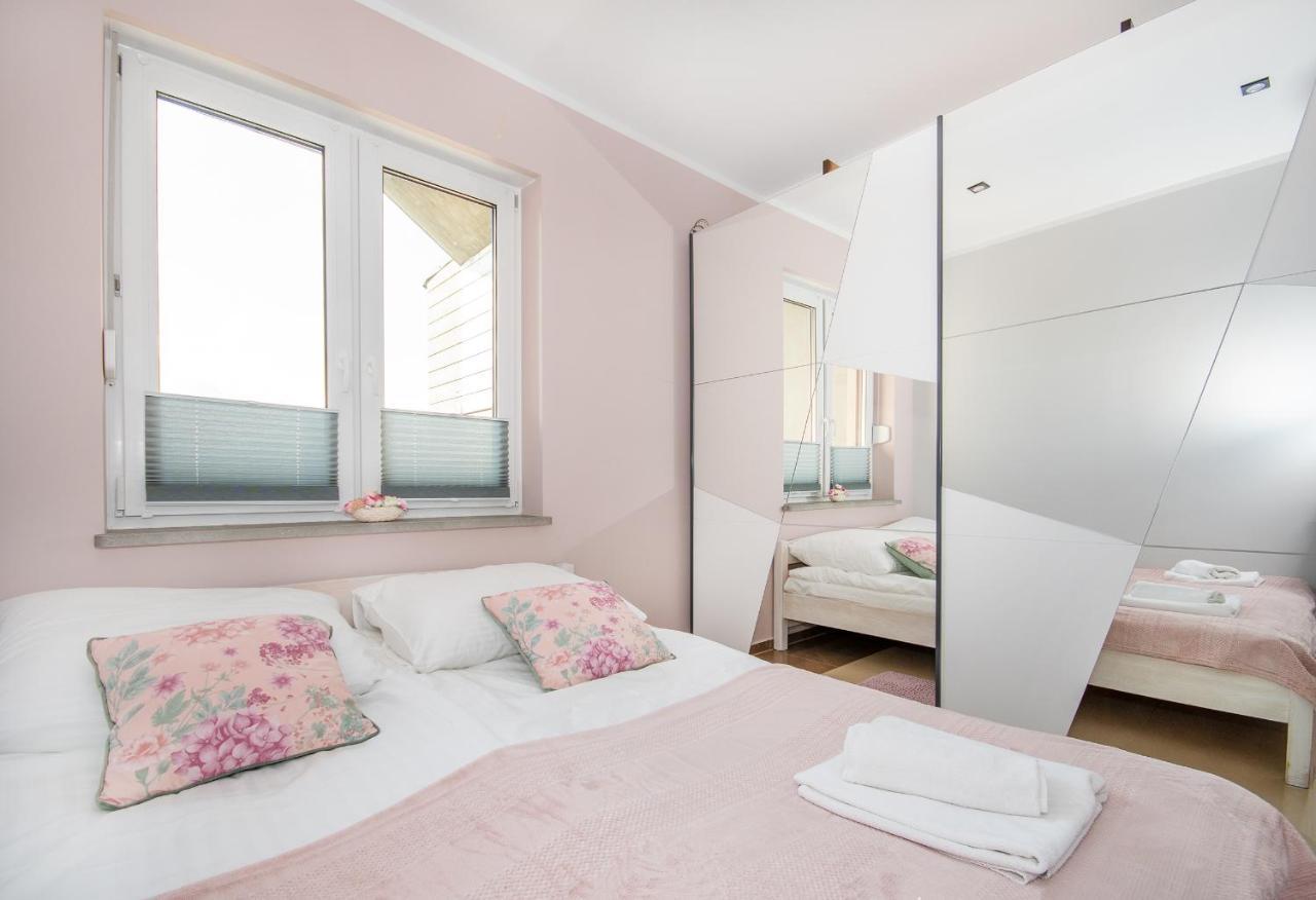 Apartamenty Teczowe Ujście-Darłowskie Exterior photo